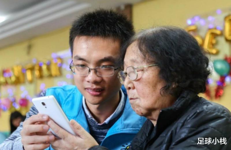 社保|2020年社保新规，这类人不用缴纳社保，也能照常领养老金