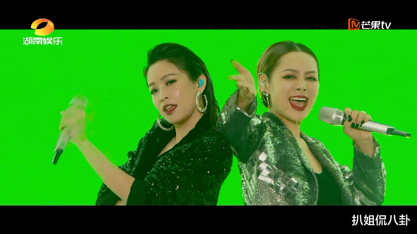 黄圣依|乘风破浪第一次公演：张雨绮最美宁静最炸裂，黄圣依假哭又被群嘲