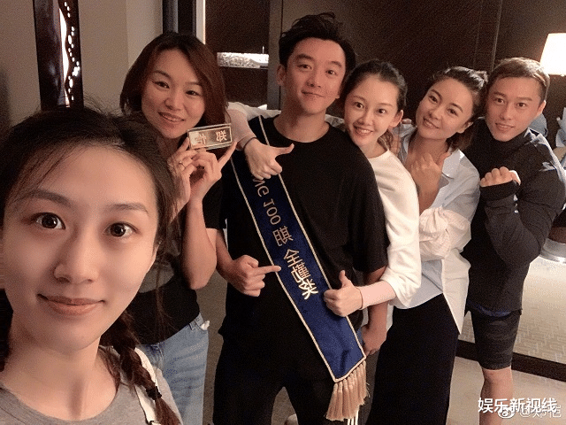 奔跑吧兄弟|《跑男》迎来100期纪念日，邓超陈赫鹿晗悉数登场，李晨baby郑恺泪洒现场