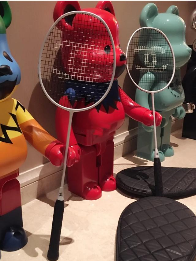 「香奈儿」女版王思聪！31岁富婆一件衣服100万，遍地土味奢侈品就像摆地摊