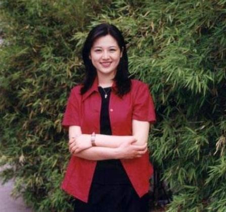 王欢|前央视主持人王欢42岁去世，葬礼涂经纬现身痛哭，死因警醒众人