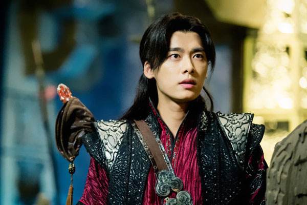 电视剧|若不是这剧拍得早，现在连演员都请不起，戏中男配全成了男主