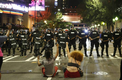 美国:美国真要变天了,暴乱席卷50州650城,蓬佩奥再次向中国泼脏水