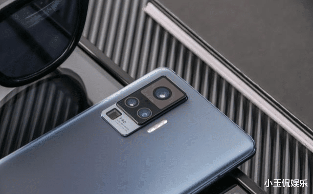 华为|什么旗舰机可以达到，拍视频清晰防抖？