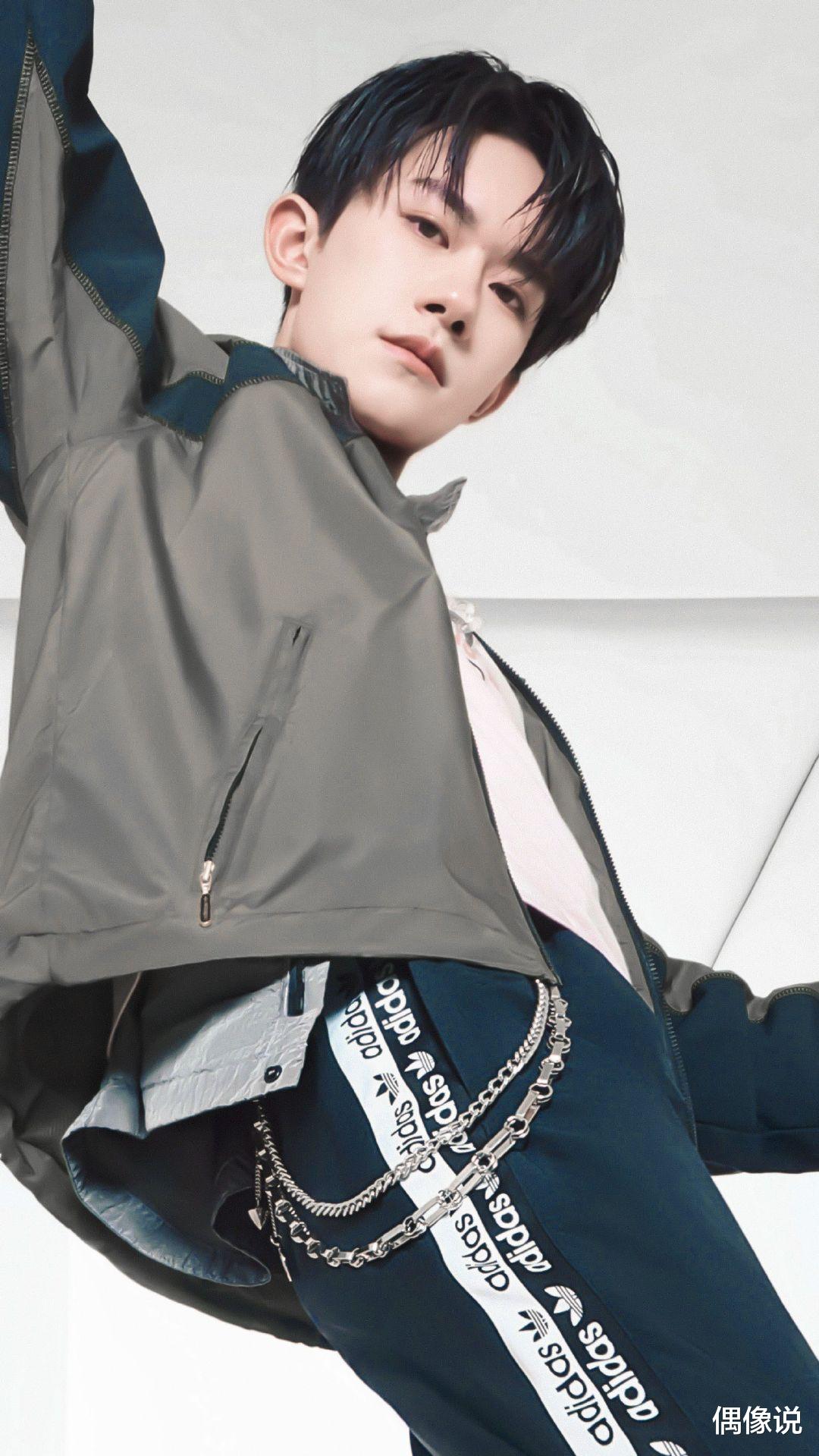 易烊千玺|易烊千玺新单曲预约人数超10万！个人主题使用人数超百万，真顶流