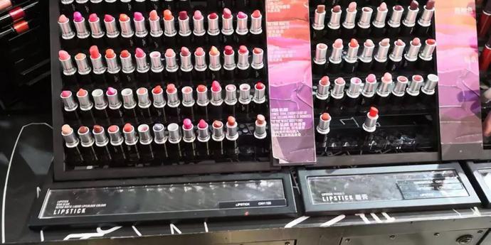 为什么商场一楼没有洗手间？