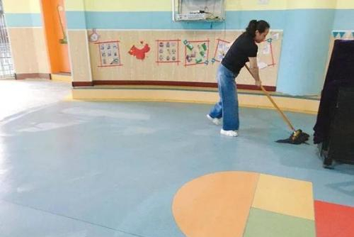 『幼儿园』幼儿园开学，实行“自愿返校”，送与不送可以参考这3条建议！