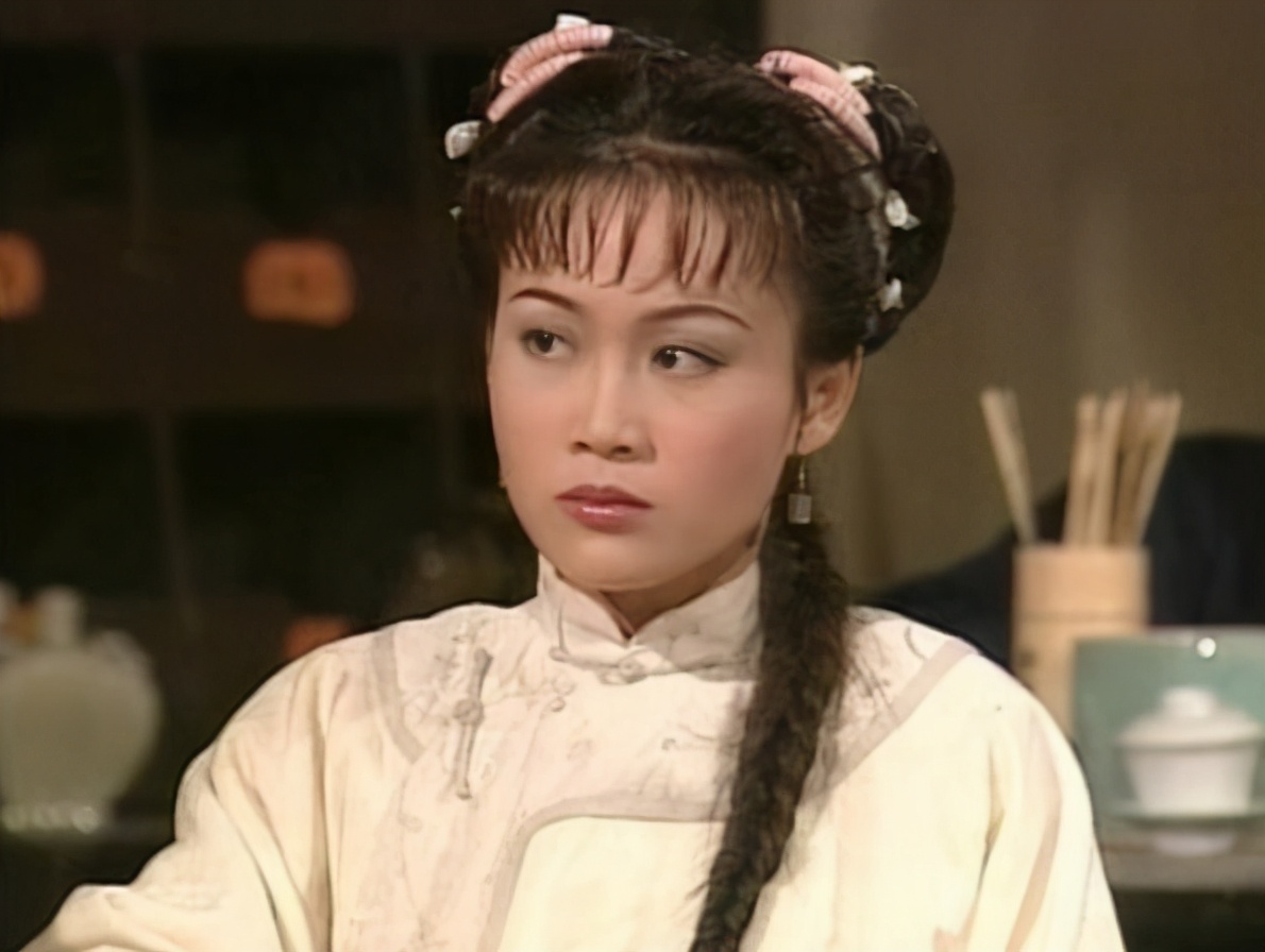 阿珂|新鹿鼎记阿珂被嘲史上最“丑”，比起李嘉欣梁小冰，她到底差在哪