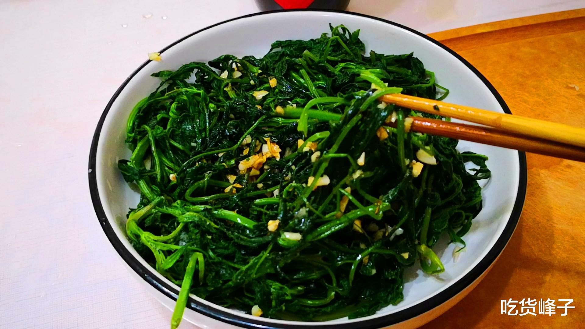 野菜|80岁大爷街边卖它，年轻人没人买，老人都抢着要，老人：别不懂吃