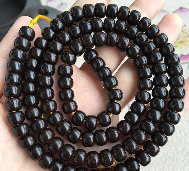 文玩|文玩手串一定要盘？这5种文玩手串，不用盘不用刷，懒人玩家首选