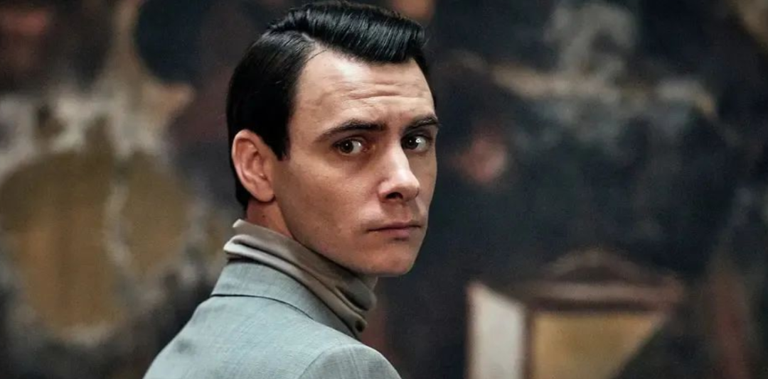 伦敦|开播十分钟就开车，这科幻神剧尺度也太大了