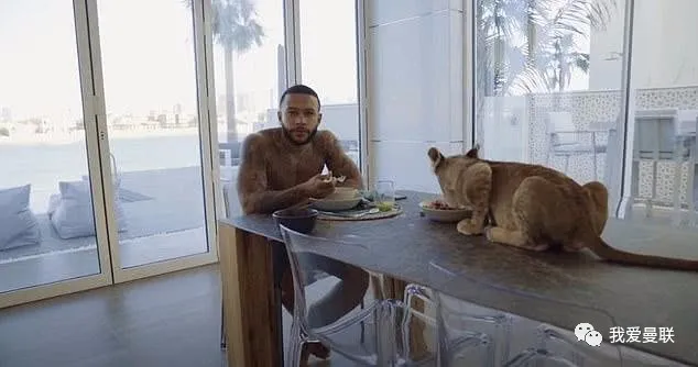 曼联■曼联旧将freestyle致敬国家队队友：我希望他签约曼联