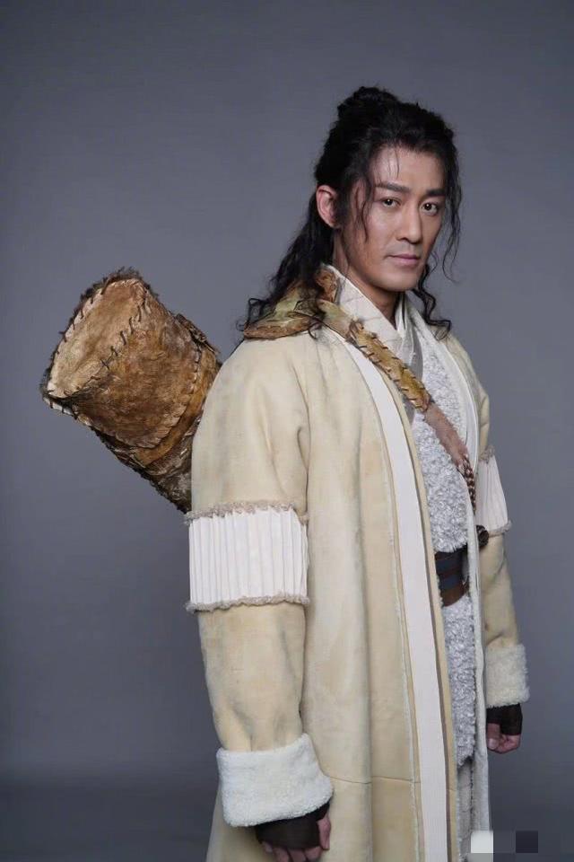 「王晶」不堪舆论压力，王晶不惜剧透来解释用林峰演张无忌真相 网友：下血本了