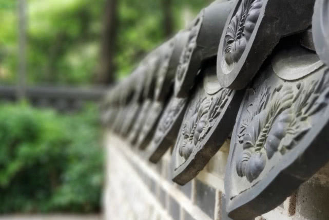 「金牛座」6月上旬起，幸运上上签，3生肖发展势头好，事业有佳绩，要发财