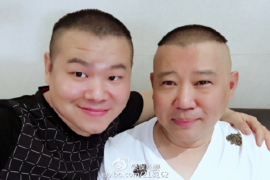 曹云金|10年前曹云金“逼”师娘下跪，7年后岳云鹏一顿饭替师报仇