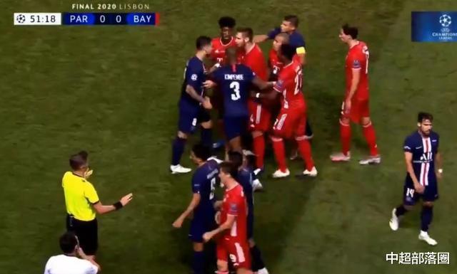 欧冠|火爆！欧冠决赛现大规模冲突：多达12人互相推搡，内马尔成焦点