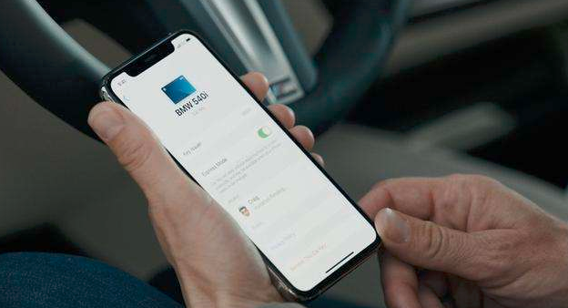 #苹果#库克带领苹果半路截胡!面对微信制裁再出招,李楠回应称绝非小事