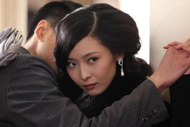 秋蝉：《秋蝉》槽点频频，还是看看这几部谍战剧吧