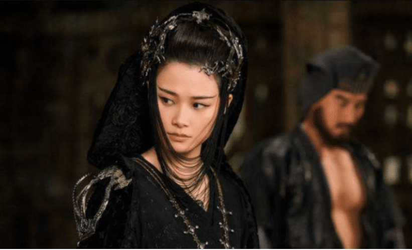 马丽|长发李宇春,长发马丽,长发王子文,看到长发的她:不剪头发早火了!