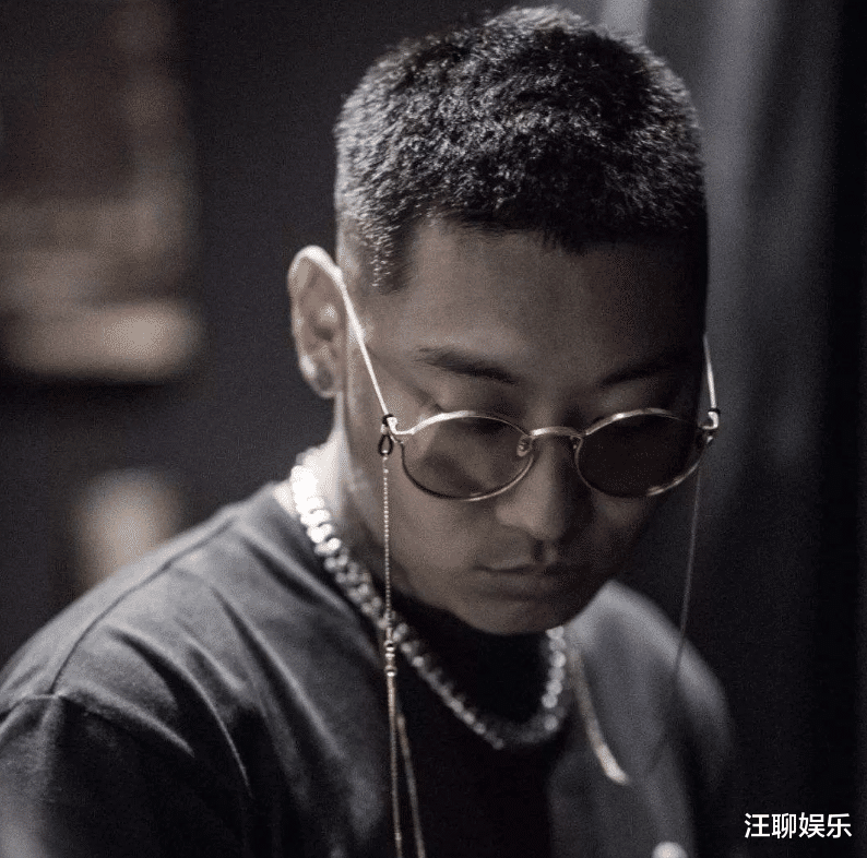 徐志摩|中国新说唱：被誉为“哈圈徐志摩”的男人，连续开挂引发质疑