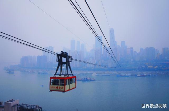 「重庆」我国不适合自驾游的城市,但却非常适合穷游,景点几乎都免费