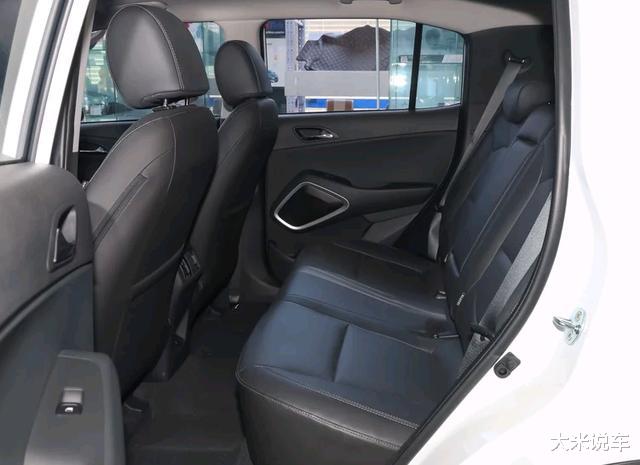 现代ix35▲只要“贱卖”真不愁没人要!月销1.4万辆,现代ix35确实雄起了