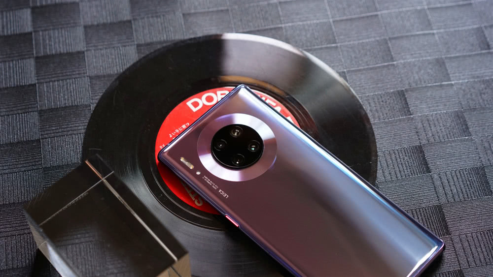 #华为mate30#半年亏1800元？华为Mate30 Pro已跌至“小米价”，以后做个等等党