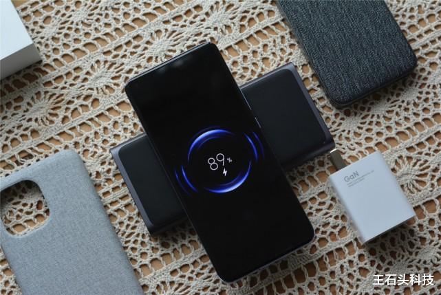 小米科技|从苹果11换成小米11,“深度”体验一周后,优缺点不吐不快!