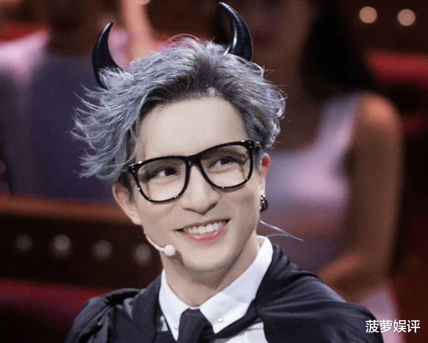 薛之谦|伊能静又发小长文，夸赞薛之谦的新专辑，感慨歌词唱出了她的心声