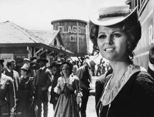 电影|电影频道播出《西部往事》纪念作曲家莫里康内