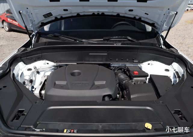 「沃尔沃XC90」最可惜的“颜王”,实力不输奥迪Q7,2.0T爆320马力,却无人问