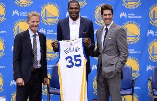 [勇士队]勇士疯了！4换1，字母哥交易，汤普森也要成筹码？