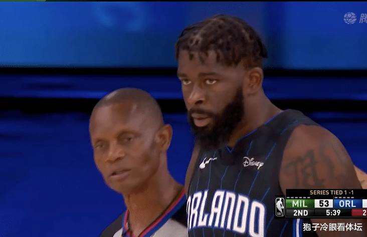 季后赛|双双驱逐出场!季后赛最火爆冲突:揪领口+挥铁拳 火箭旧将太横了