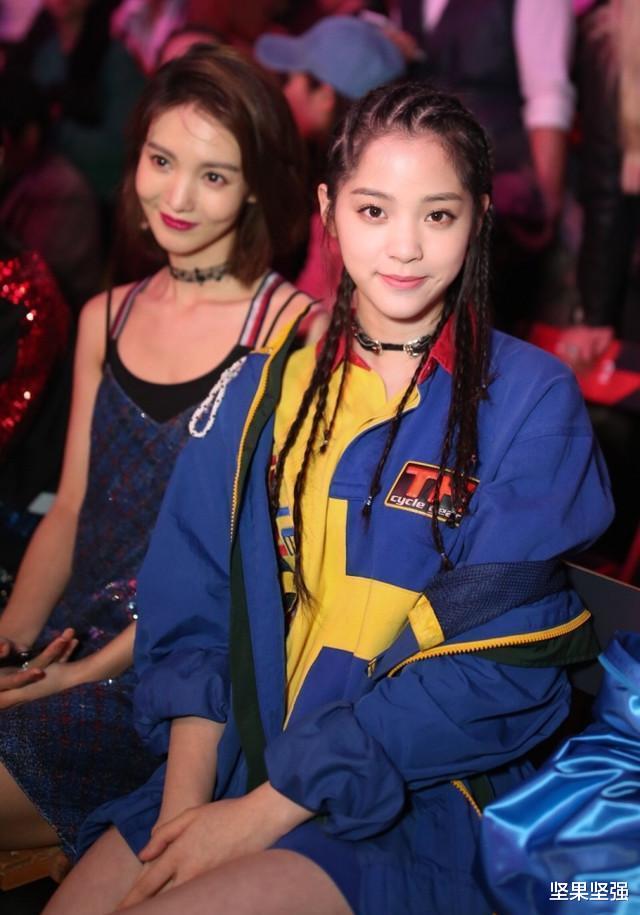 欧阳娜娜|“妇女胯”和“少女胯”区别在哪？看到欧阳娜娜和戚薇同框，你就知道了！