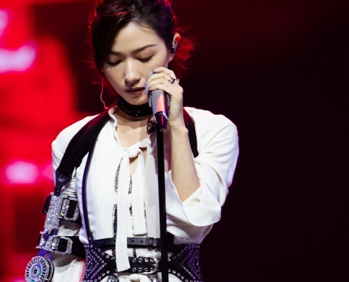 万茜|乘风破浪人气榜更新，黄圣依逆袭成第4，万茜没能进前10