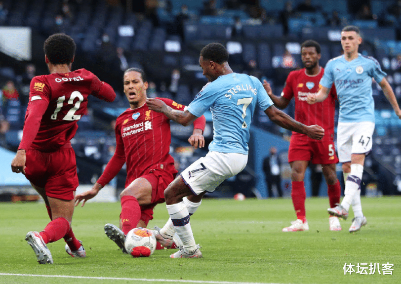 『曼城』0-4！利物浦夺冠7天后大崩盘，耻辱纪录诞生，曼城球迷疯狂庆祝！