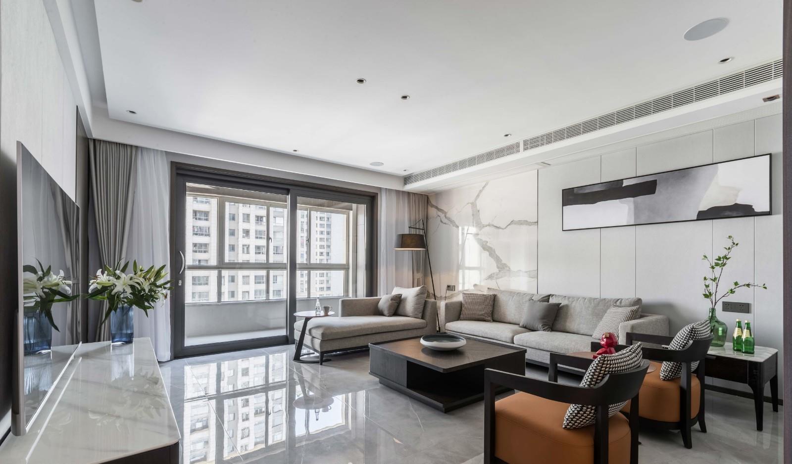 设计师▲这才是我的理想之家，220㎡大平层设计，进门就被客厅吸引了