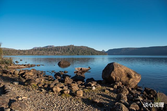 天蝎座|两周后，江湖再见，两不相干，3星座放手旧爱，活出自己的精彩