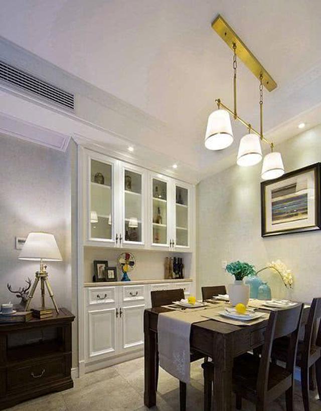 优雅大气的餐厅空间，怎能少了一个这样的餐边柜！