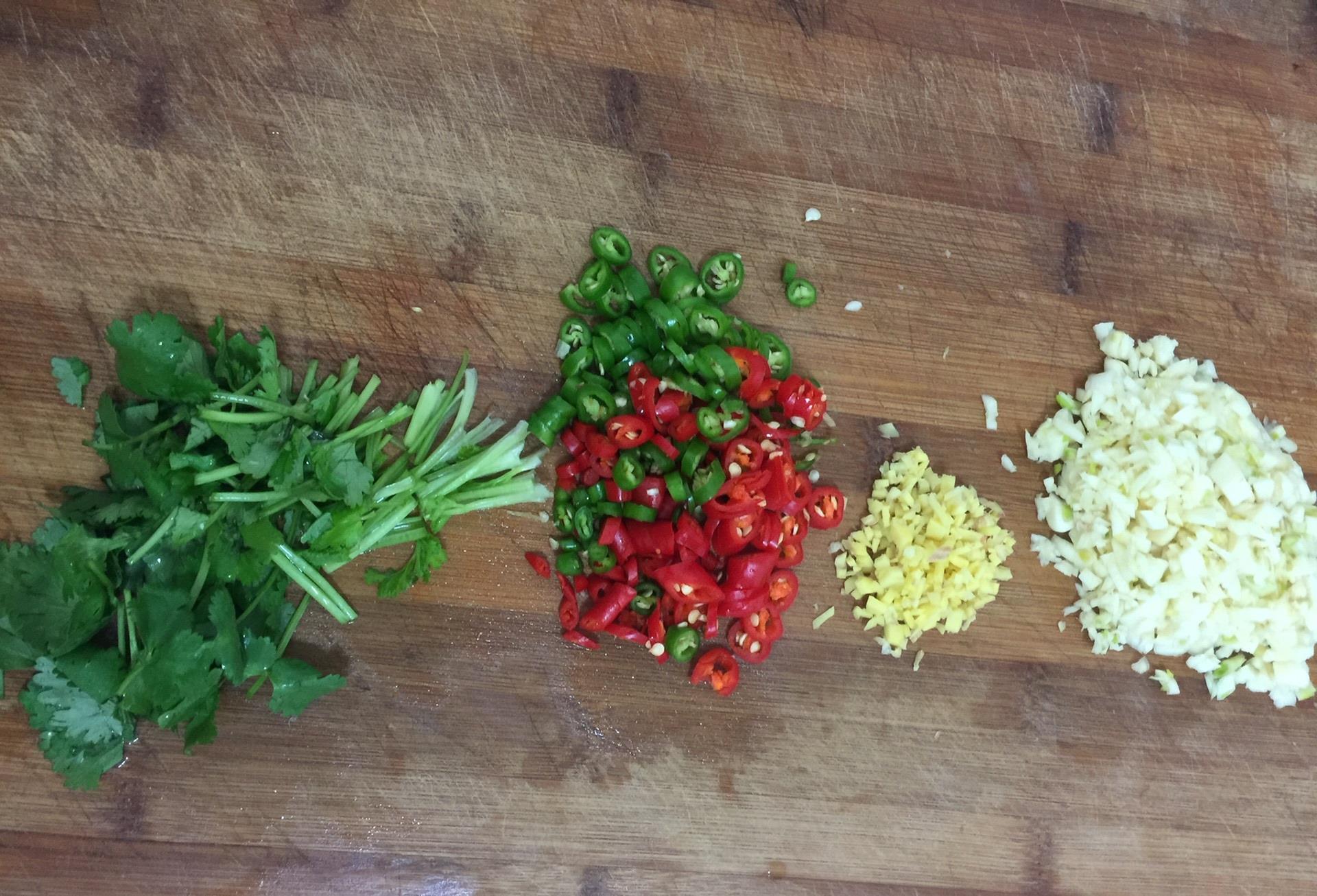 『饮食』脂肪最怕这“菜”，刮油清肠，一周吃2次，大肚腩不见了，腰细了