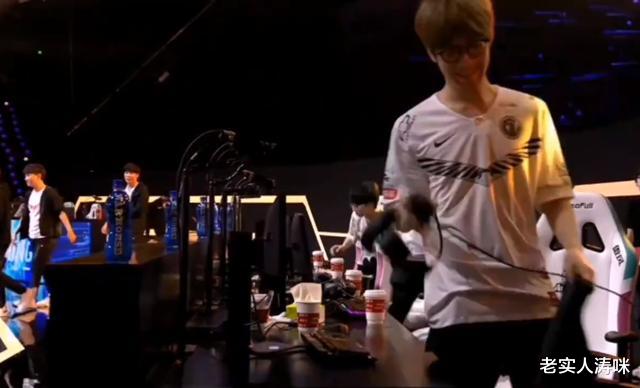 ig|IG无缘S10！Theshy一脸苦笑，宁王黯然离场，西卡的点评略显扎心