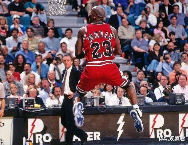 #迈克尔·乔丹#乔丹评史上最强五人组，詹姆斯科比落选，网友：这阵容直接夺冠