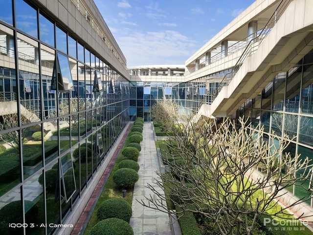 一加科技|轻旗舰就不配有春天？顶流5G口碑轻旗大混战