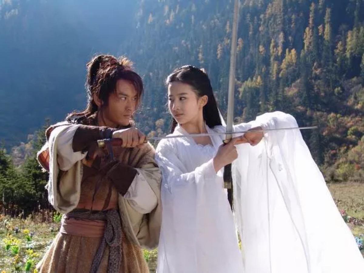 刘亦菲|为演“杨过”削骨整容，却遭到刘亦菲嫌丑拒拍，如今的他火到“高攀不起”
