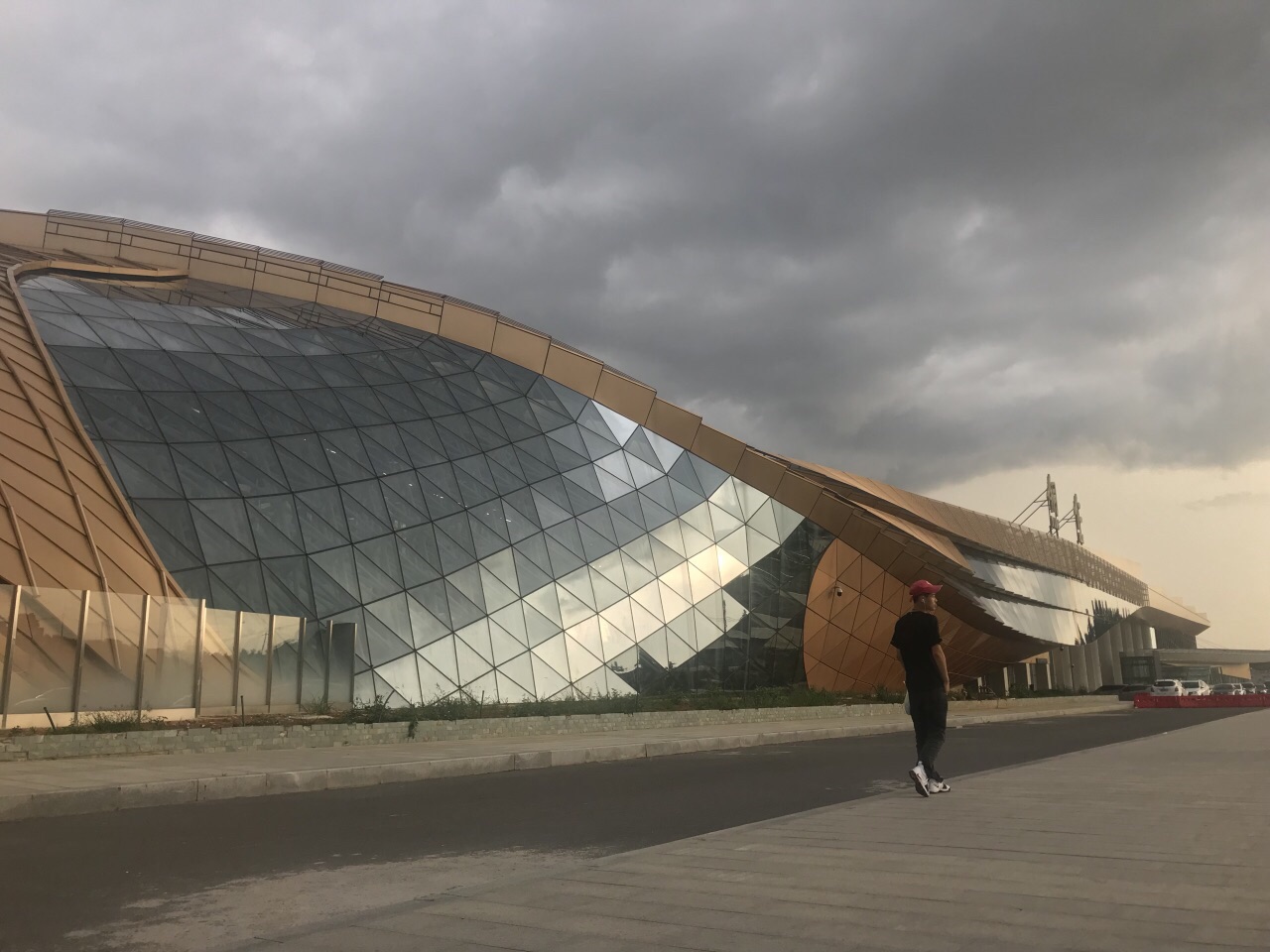 雨融YUKON 中国第一个跨省命名的机场：原名少有人知，跨省命名后名气大增