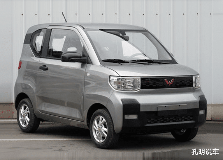 「五菱」五菱版“北斗星”小车，内饰首次公布！旋钮换挡+四座布局