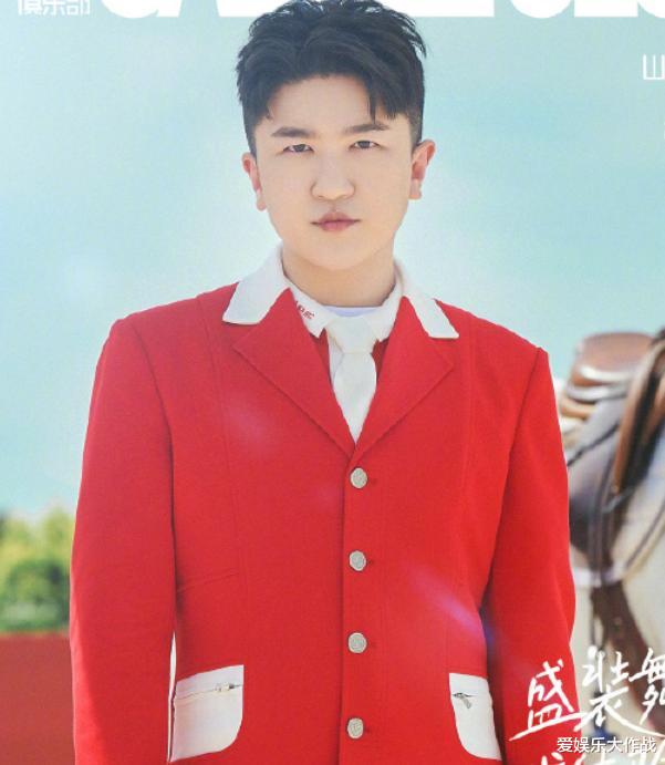 张大大|跑男爬行接力，黄龄被张大大摸PG，吓得baby也躲后边，太心疼了