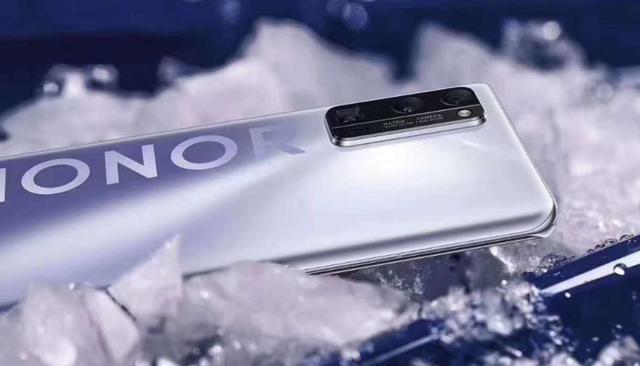 麒麟990|彻底反击！麒麟990+50倍远摄+6.57寸屏，降价并非被割韭菜！