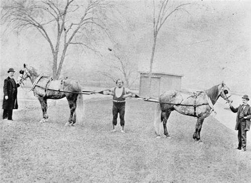 |人类力气的极限在哪里?100年前这位力王留下骇人纪录,至今没人打破