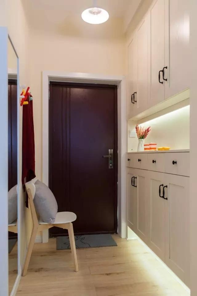 |晒晒我家108平新房，看着很舒服，全家人都喜欢玄关鞋柜设计